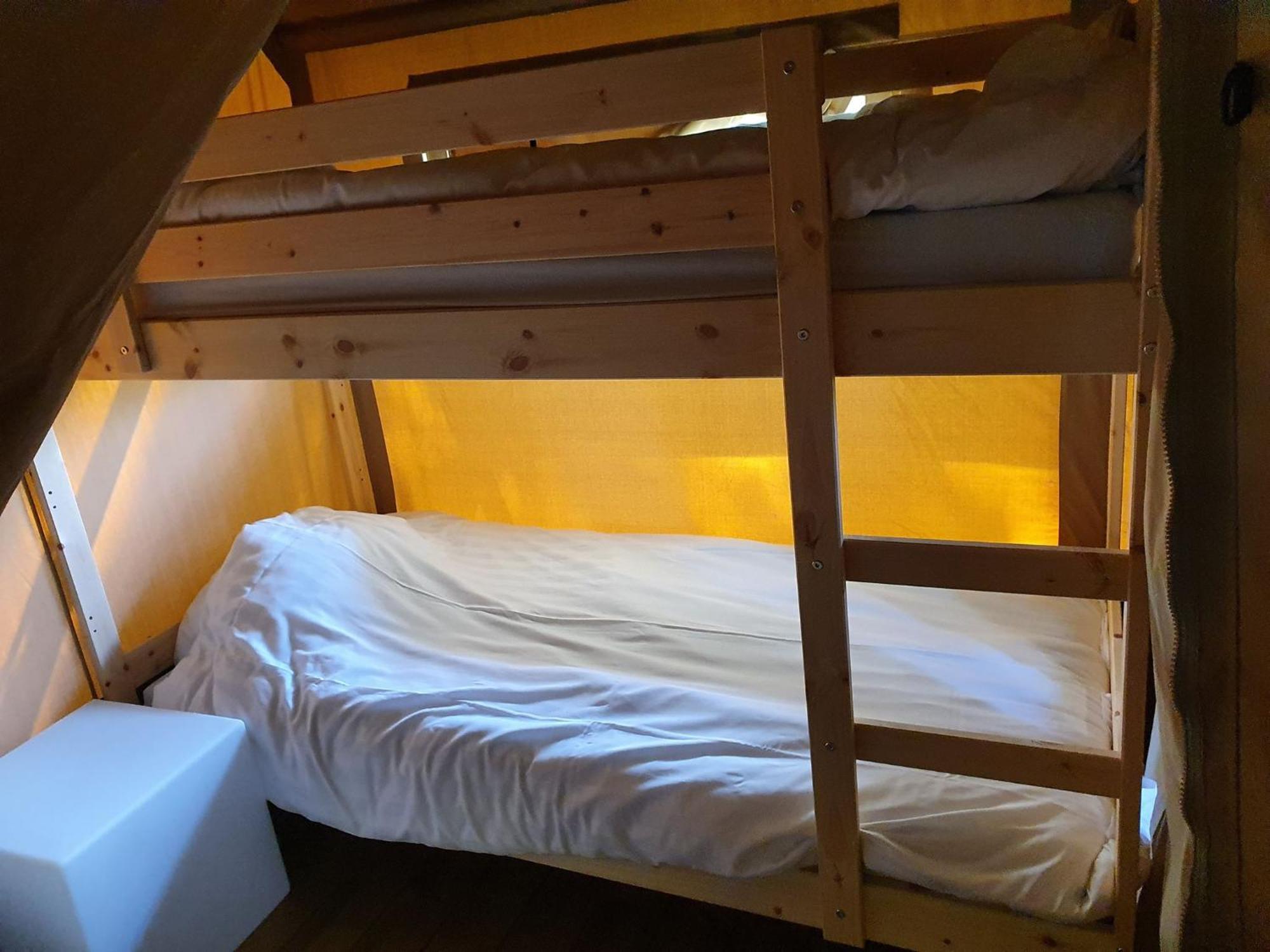 Camping De Oude Rijn Ter Aar Zimmer foto
